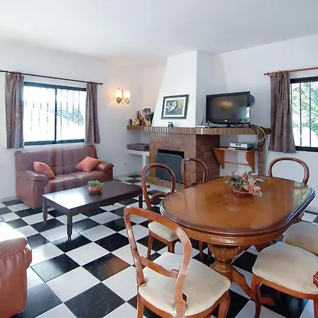 Villa Corbera